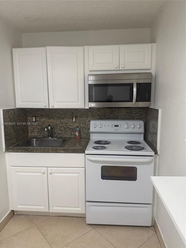 Foto del edificio - 1235 NW 6th St