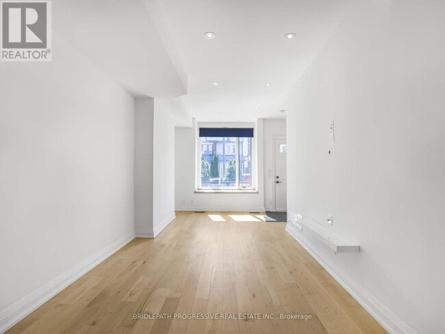 Building Photo - 1193 Ossington Ave