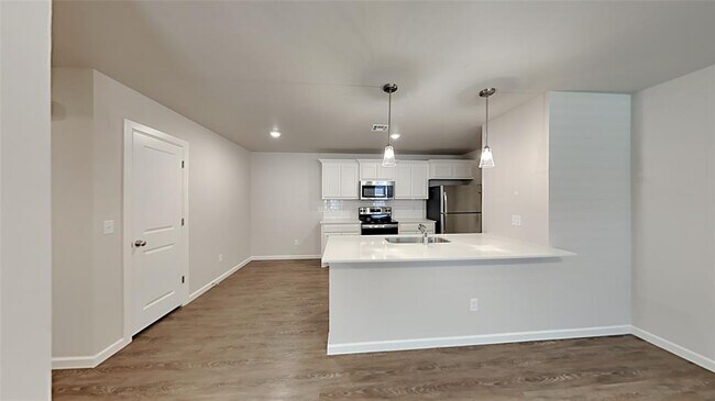Building Photo - 11303 Breckenridge Ln