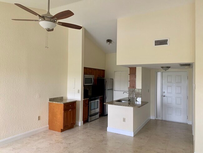 Building Photo - 2841 N Oakland Forest Dr