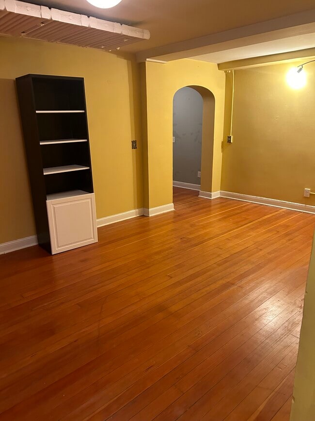 Foto del edificio - 2300 Girard Ave S