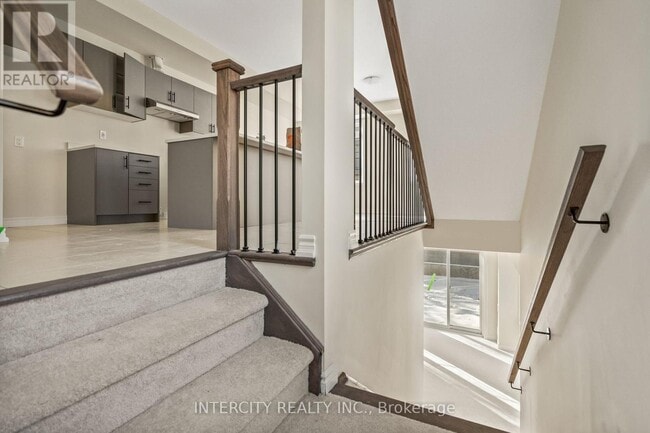 Building Photo - 138 Senay Cir