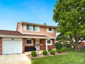 Building Photo - 1623 Southampton Ct