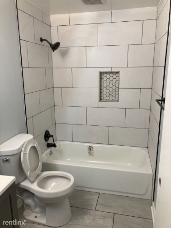 Foto del edificio - 4 br, 2 bath House - 33660 N Oakland Dr
