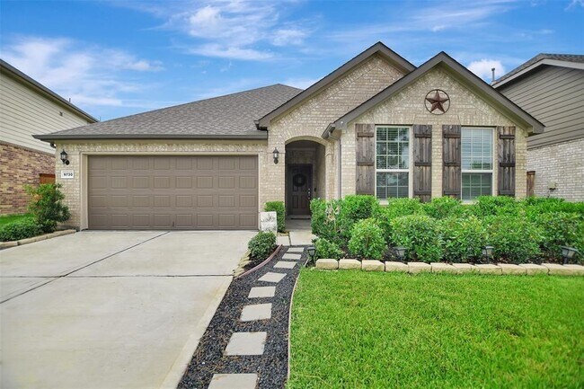 Building Photo - 9730 Hazel Fern Ct