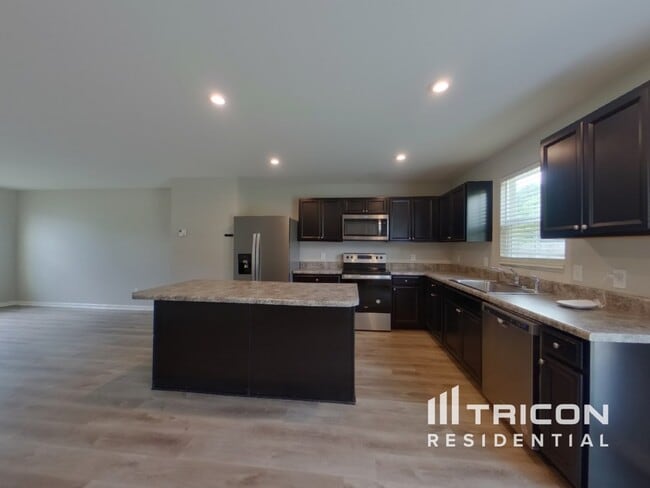 Foto del edificio - 120 Castlebrook Dr