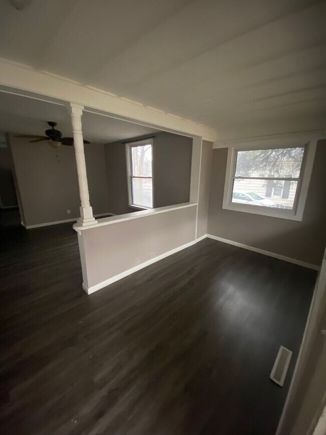 Foto del edificio - 2228 N Conrod