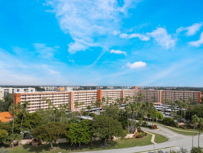 Foto del edificio - 7380 S Oriole Blvd