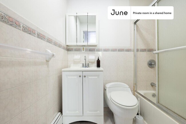 Foto del edificio - Room in Shared 4 bed/3 bath home