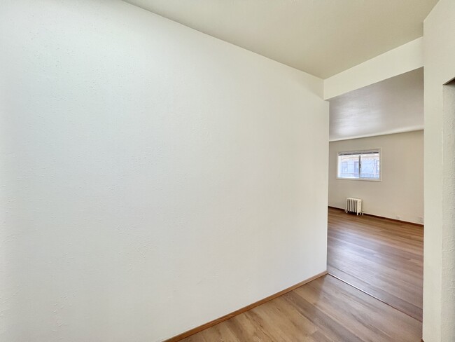 Foto del edificio - 111 5th Ave S