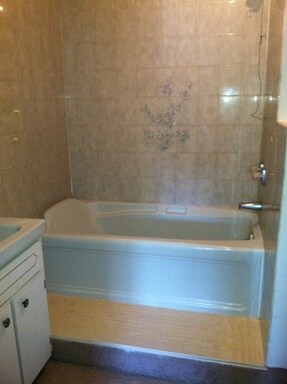 Building Photo - 191 Rose Marie Ln SW