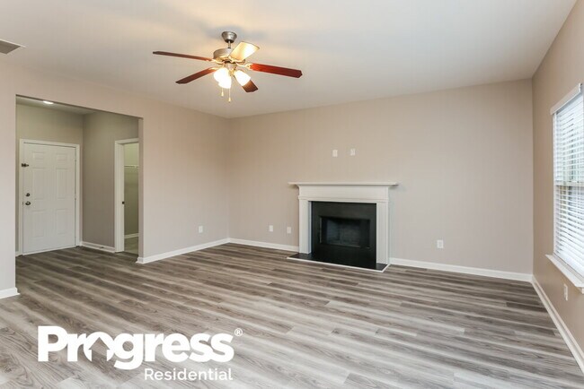 Foto del edificio - 4115 Whitfield Oak Way NE