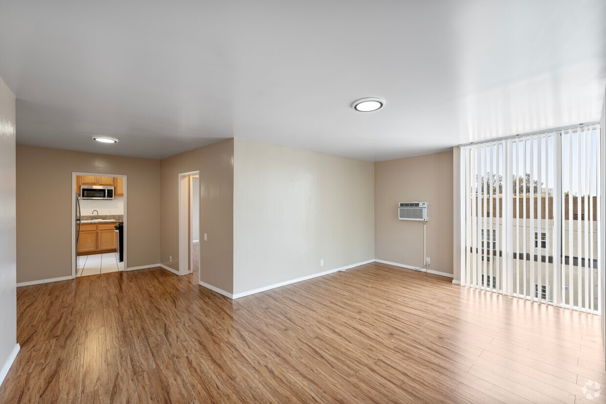 Primary Photo - Villa Grace Apartments