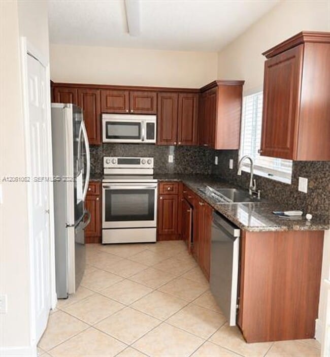 Photo - 8508 NW 141st Ter cu-501 Apartment