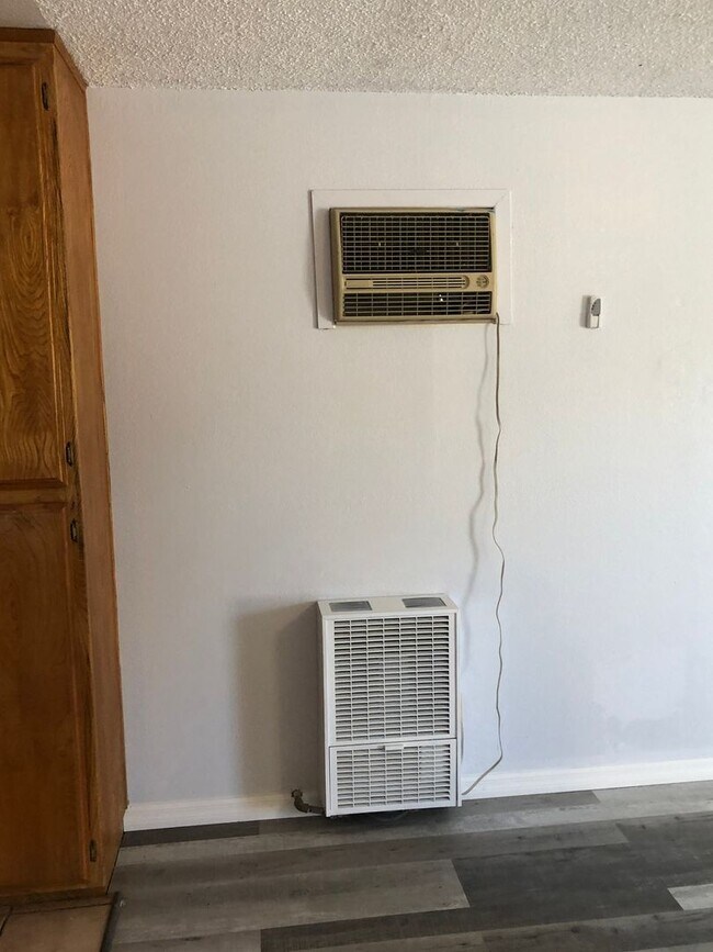 Foto del edificio - 27878 Apache Ave