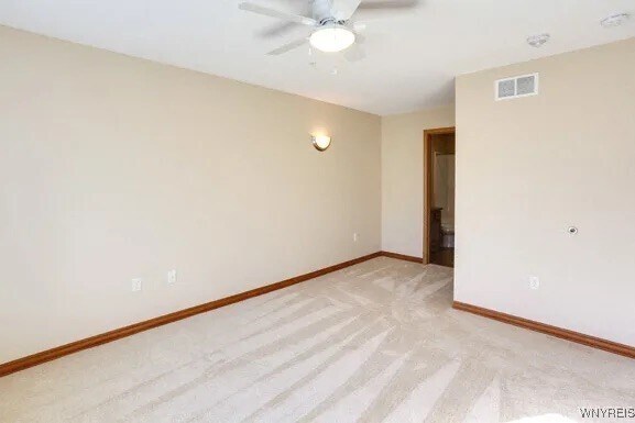 Building Photo - 3820 Deer Lakes Dr