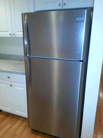 Building Photo - 324 Saint Paul St