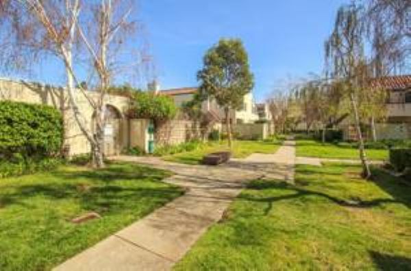 Building Photo - 2255 Armada Way