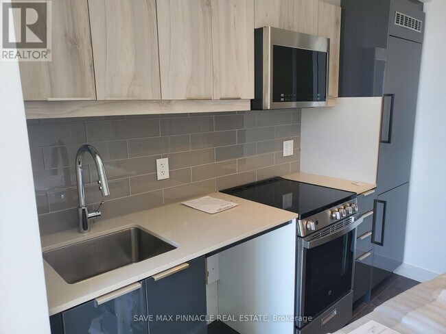 Photo du bâtiment - 90 Glen Everest Rd