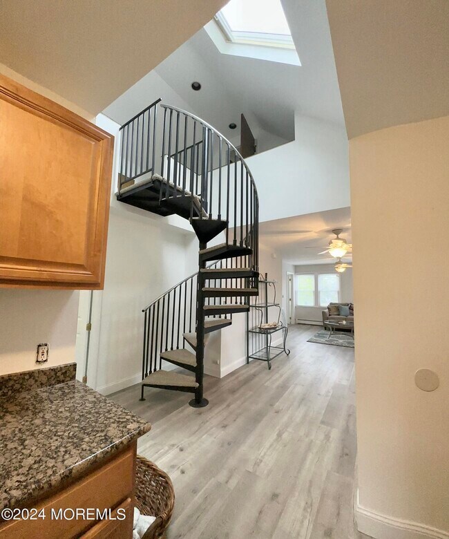 Foto del edificio - 745 22nd Ave