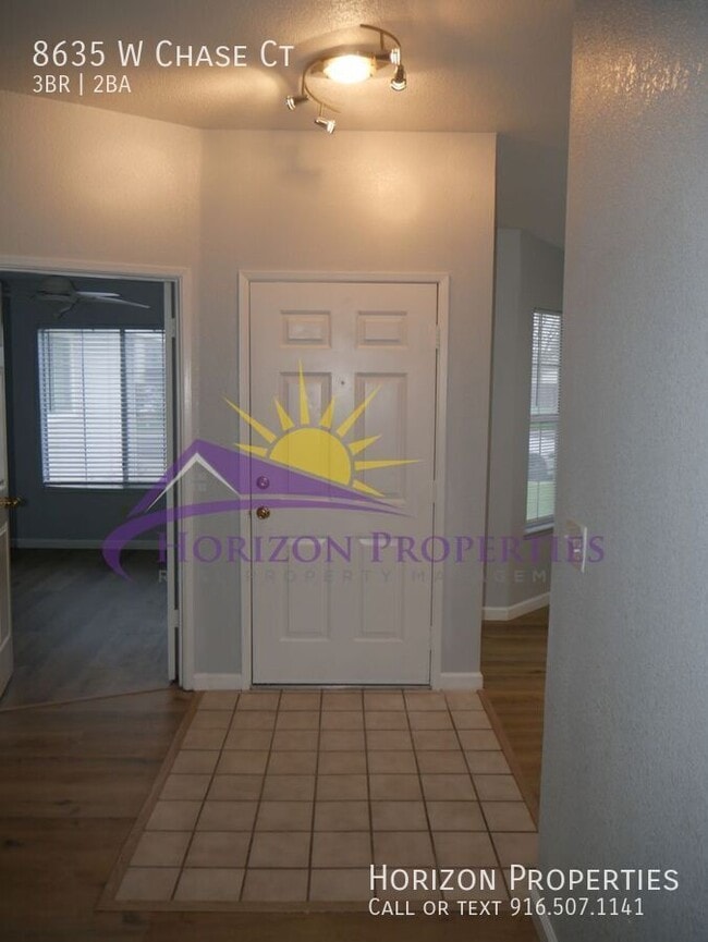 Foto del edificio - 8635 W Chase Ct