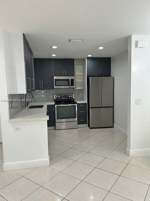 Building Photo - 3987 Carambola Cir N