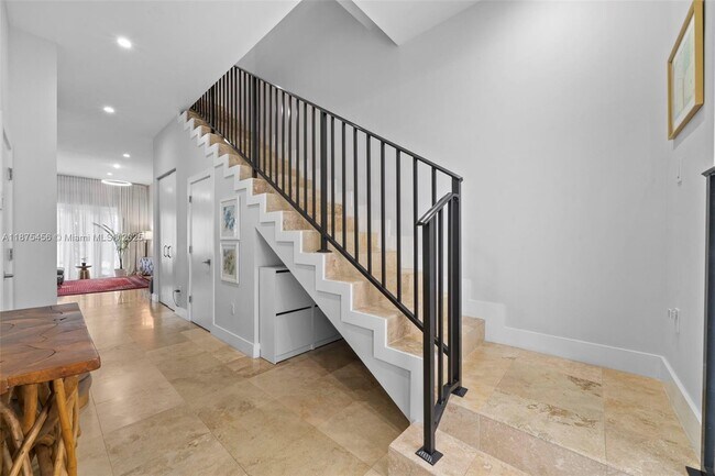 Foto del edificio - 3506 NE 166th St