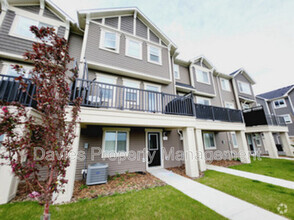 Building Photo - 2072 Wonnacott Way SW