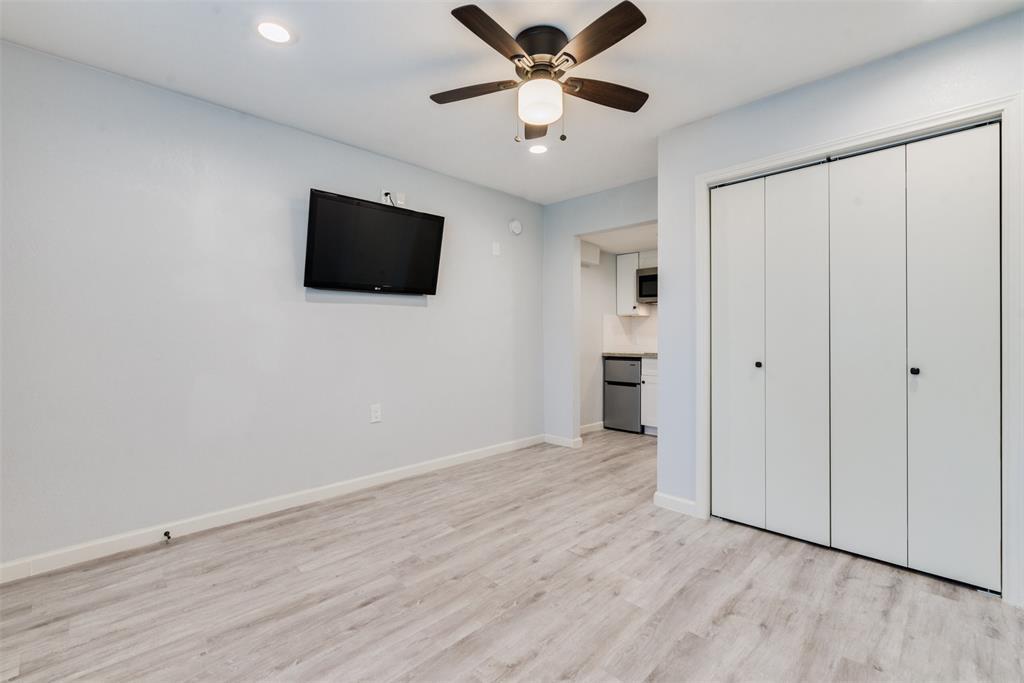 Foto principal - 2617 Napoleon St