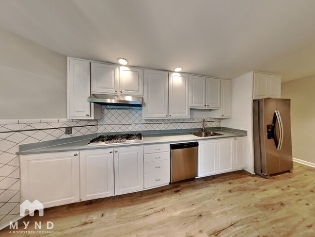 Building Photo - 4940 Karls Gate Dr