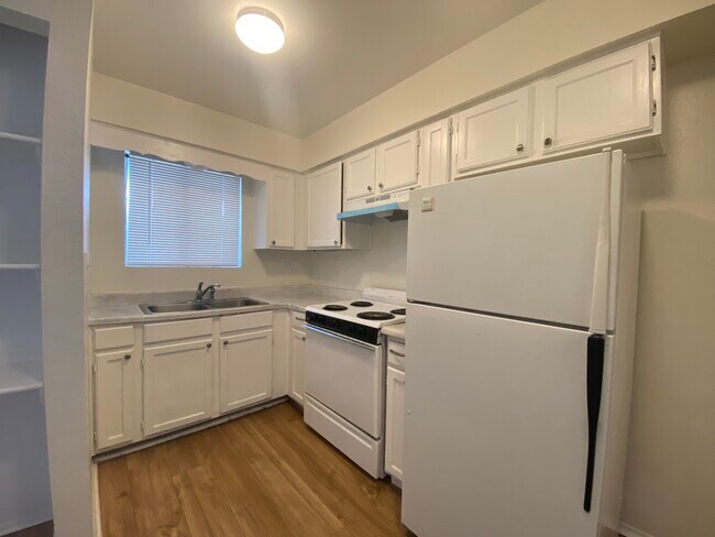 Foto del edificio - 420 Vermont St NE