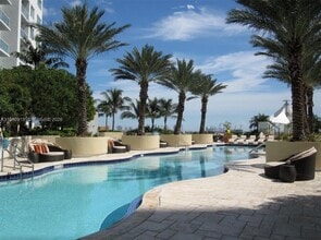 Building Photo - 244 Biscayne Blvd