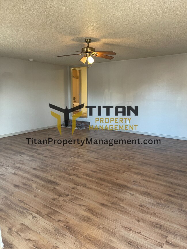 Foto del edificio - Large Studio Under $700