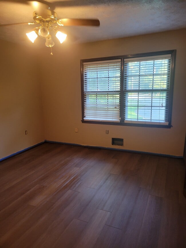Bedroom 1 - 700 Green Mountain Trl
