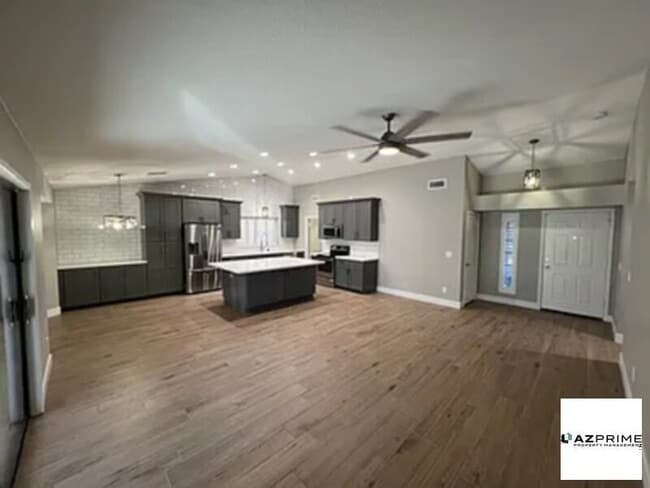 Foto del edificio - Family Home