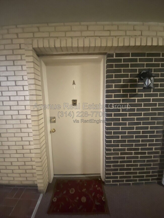 Foto del edificio - 10379 Forest Brook Ln