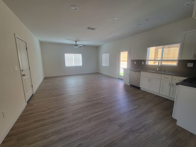 Foto del edificio - 8304 Grandy St