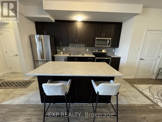 Building Photo - 50 Jaguar Private