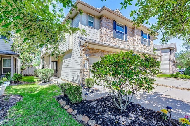 Foto del edificio - 6451 Calgary Woods Ln