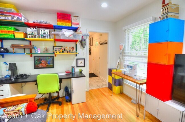 Building Photo - 3 br, 2.5 bath House - 508 Bolin Creek Dr