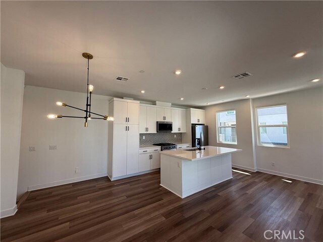 Foto del edificio - 1522 W Bushell St