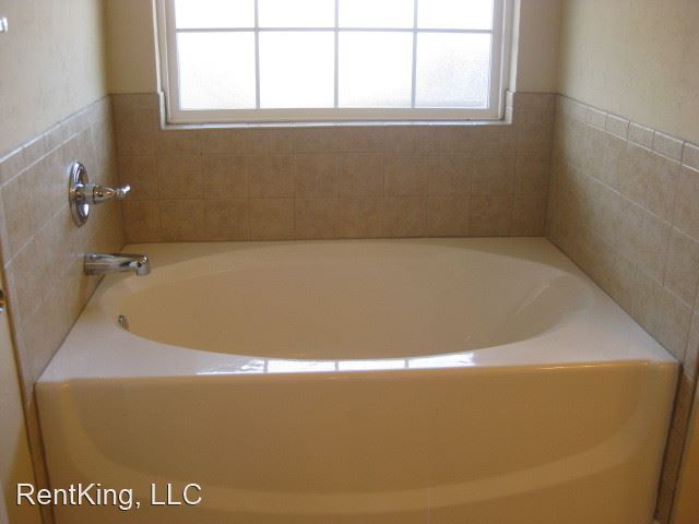 Foto del edificio - 4 br, 2 bath House - 905 Eagle Cliff Dr