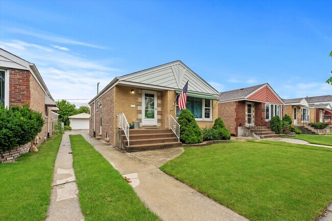 Foto del edificio - 5139 S Narragansett Ave