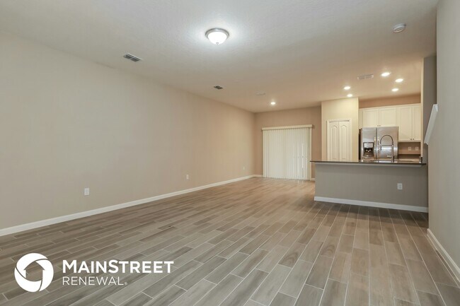 Foto del edificio - 7419 Palm Hills Dr