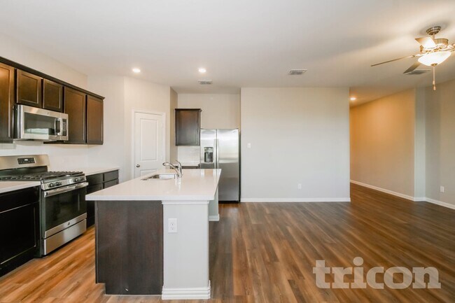 Foto del edificio - 780 Evergreen St