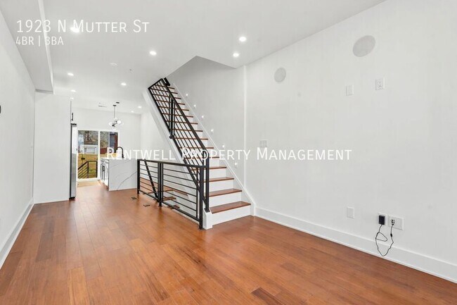 Photo - 1923 Mutter St House