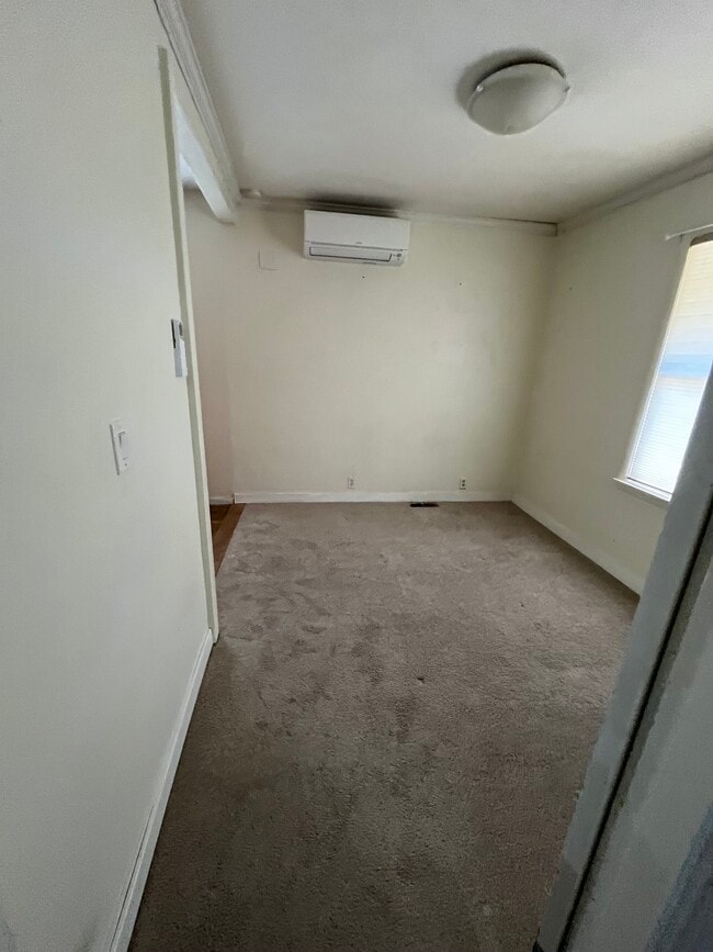 Foto del edificio - 10909 Linden Ave N