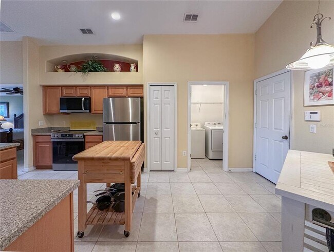 Building Photo - 1139 Hawkslade Ct