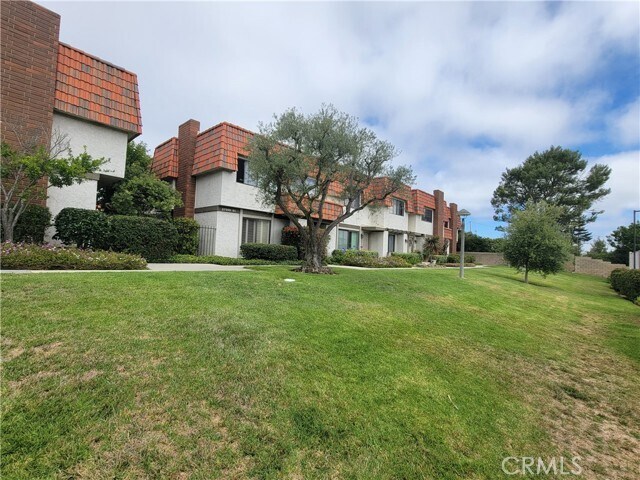 Foto principal - 27909 Ridgebluff Ct