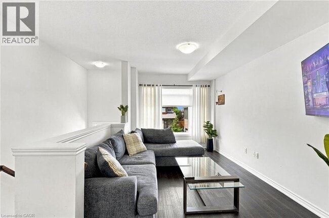 Building Photo - 4870 Connor Dr